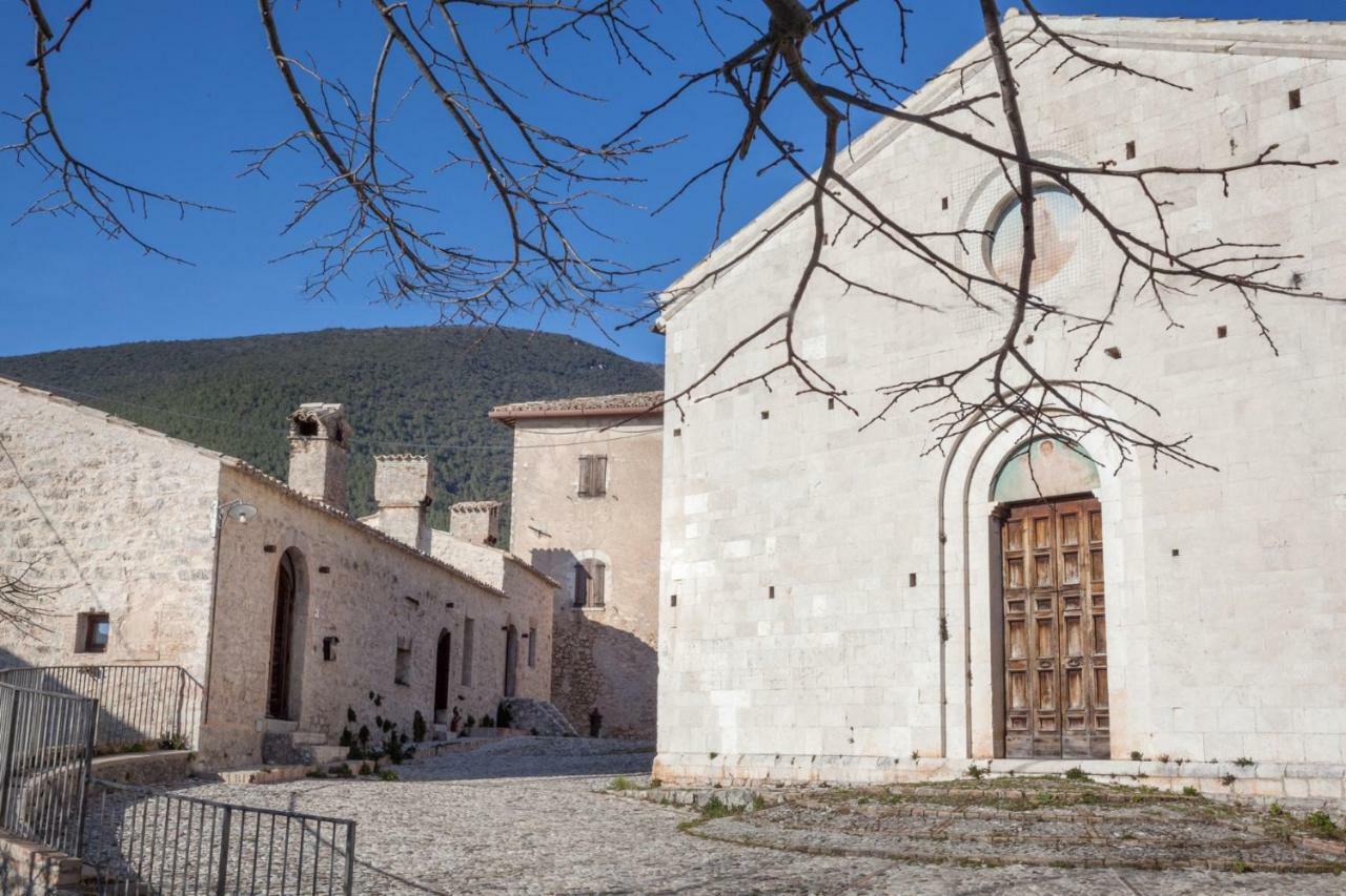 Aparthotel Il Castello Di Campello Campello sul Clitunno Exteriér fotografie